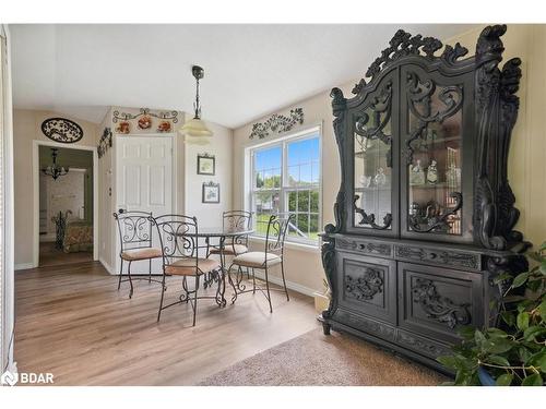 4976 25Th Sideroad, Thorton, ON - Indoor Photo Showing Dining Room