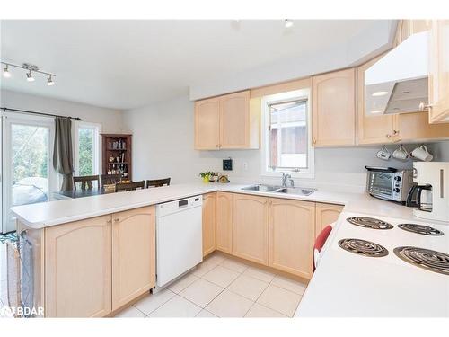 2265 Brays Lane, Oakville, ON - Indoor Photo Showing Kitchen With Double Sink