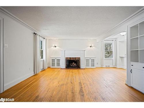 96 Drury Lane, Barrie, ON - Indoor Photo Showing Living Room With Fireplace