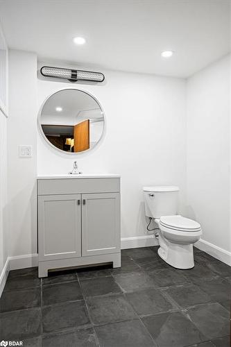 96 Drury Lane, Barrie, ON - Indoor Photo Showing Bathroom