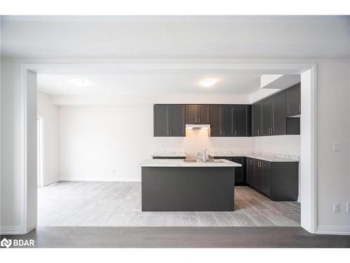 48 Nicort Road, Wasaga Beach, ON - Indoor Photo Showing Kitchen