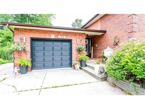 195 Little Avenue, Barrie, ON - Outdoor