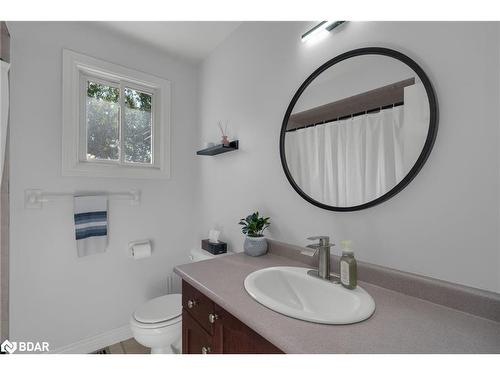 2283 Jack Crescent, Innisfil, ON - Indoor Photo Showing Bathroom