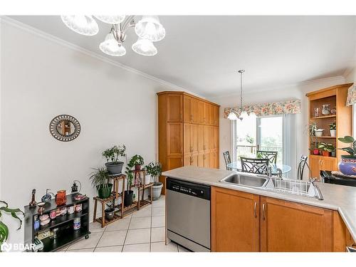 71 Ruffet Drive, Barrie, ON - Indoor Photo Showing Kitchen