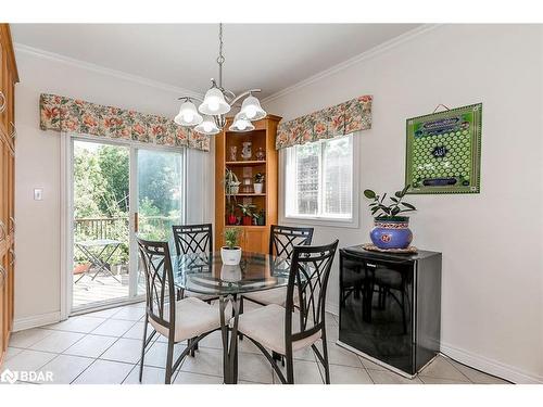 71 Ruffet Drive, Barrie, ON - Indoor Photo Showing Dining Room