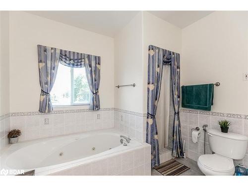 71 Ruffet Drive, Barrie, ON - Indoor Photo Showing Bathroom