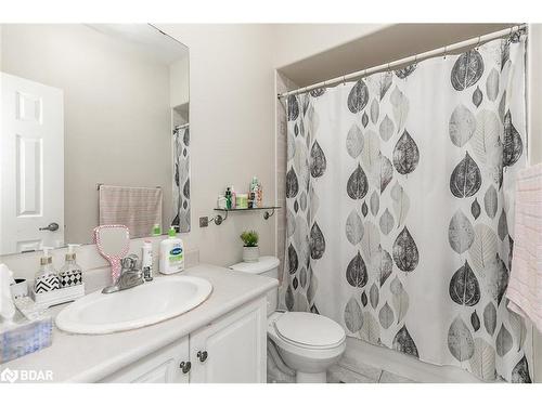 71 Ruffet Drive, Barrie, ON - Indoor Photo Showing Bathroom