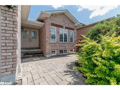 71 Ruffet Drive, Barrie, ON - Outdoor