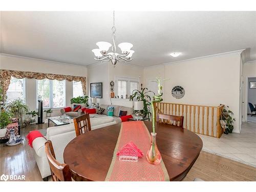 71 Ruffet Drive, Barrie, ON - Indoor Photo Showing Dining Room