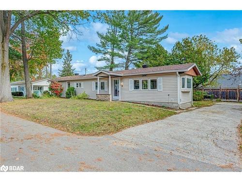 6 Carruthers Street S, Wasaga Beach, ON 