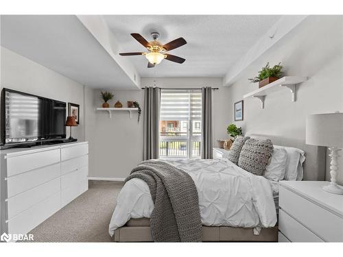 101-306 Essa Road, Barrie, ON - Indoor Photo Showing Bedroom