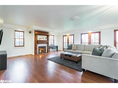 7001 County Road 27, Innisfil, ON - Indoor Photo Showing Living Room With Fireplace