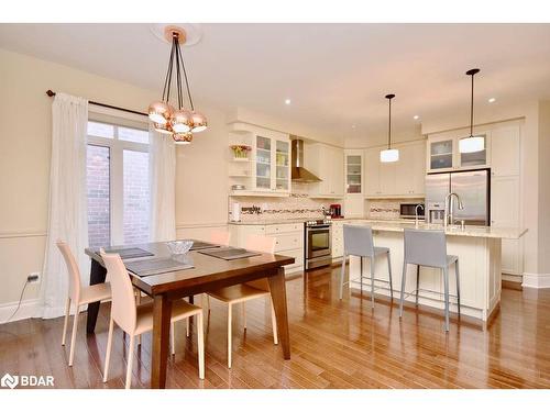 14 Turner Drive, Barrie, ON - Indoor Photo Showing Dining Room