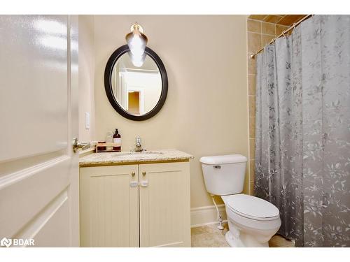 14 Turner Drive, Barrie, ON - Indoor Photo Showing Bathroom