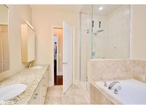 14 Turner Drive, Barrie, ON - Indoor Photo Showing Bathroom