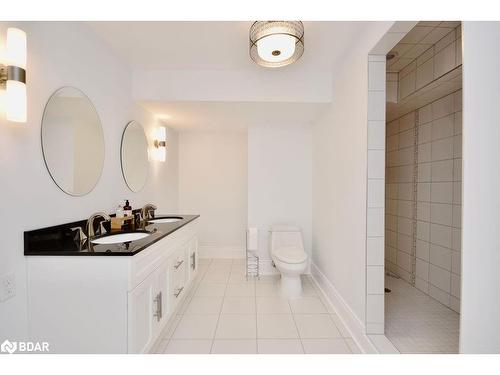 14 Turner Drive, Barrie, ON - Indoor Photo Showing Bathroom
