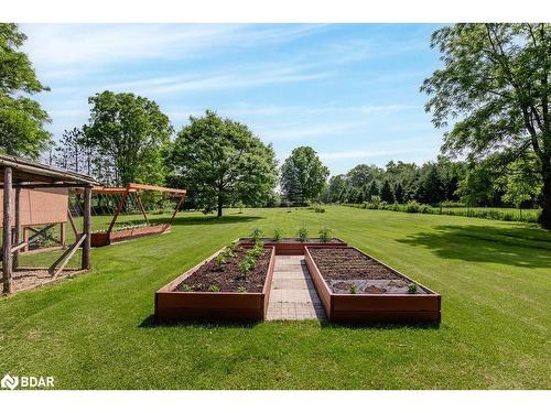 7765 5Th Line, Angus, ON - Outdoor With Backyard