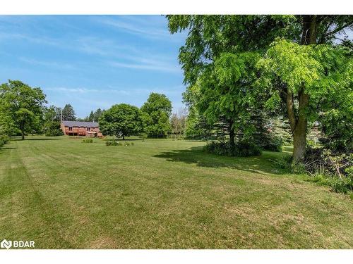 7765 5Th Line, Angus, ON - Outdoor