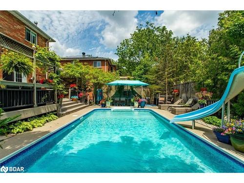 16 Gables Way, Barrie, ON - Outdoor With In Ground Pool With Backyard