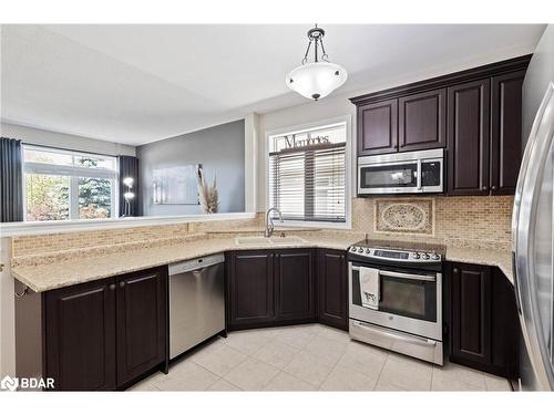 36 Meadowood Drive, Wasaga Beach, ON - Indoor Photo Showing Kitchen