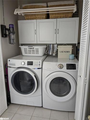 36 Meadowood Drive, Wasaga Beach, ON - Indoor Photo Showing Laundry Room