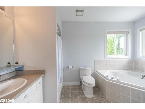 51 Catherine Drive, Barrie, ON - Indoor Photo Showing Bathroom