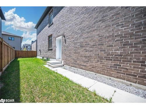 159 Franklin Trail, Barrie, ON - Outdoor