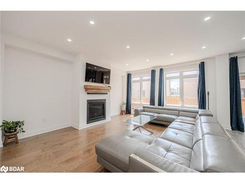 159 Franklin Trail, Barrie, ON - Indoor Photo Showing Living Room With Fireplace