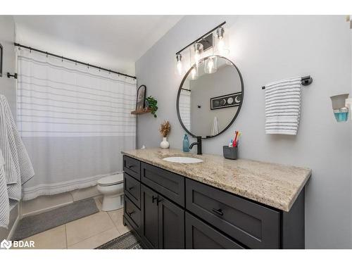 11 Murray Street, Orillia, ON - Indoor Photo Showing Bathroom