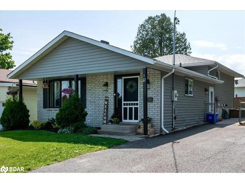 11 Murray Street, Orillia, ON - Outdoor With Facade