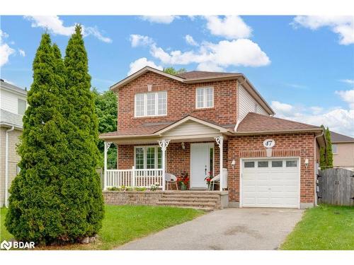 47 Golds Crescent, Barrie, ON - Outdoor With Facade