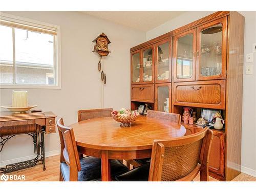 35 Nicholson Drive, Barrie, ON - Indoor Photo Showing Dining Room