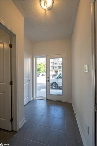 23 Wyn Wood Lane, Orillia, ON - Indoor Photo Showing Other Room