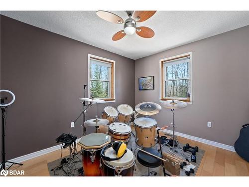 800 Jeffrey Lake Road, Bancroft, ON - Indoor Photo Showing Dining Room