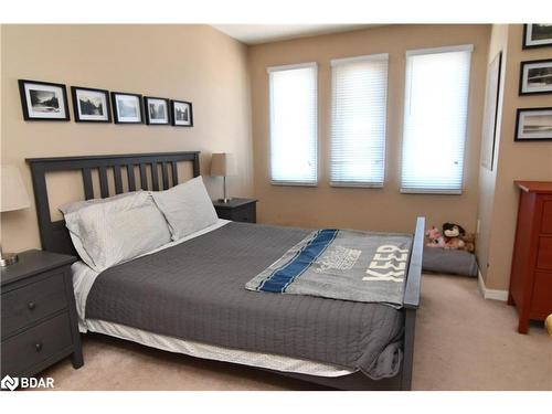 21 Ridwell Street, Barrie, ON - Indoor Photo Showing Bedroom