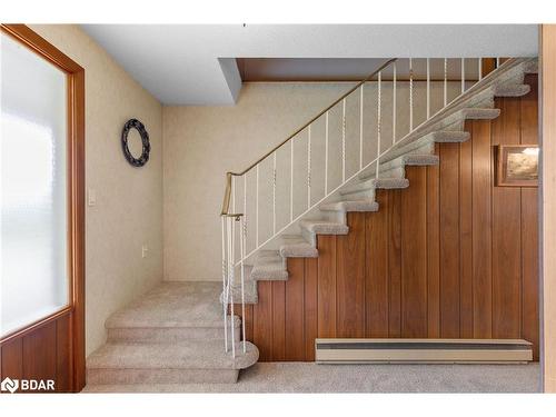 3093 26 Highway, Springwater, ON - Indoor Photo Showing Other Room