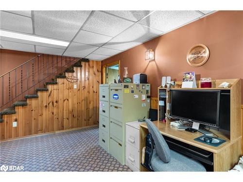 3093 26 Highway, Springwater, ON - Indoor Photo Showing Office