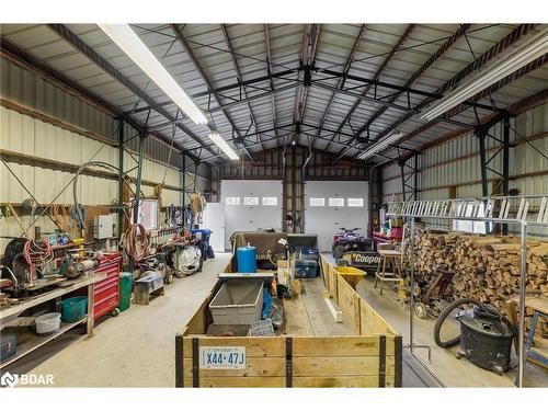 3093 26 Highway, Springwater, ON - Indoor Photo Showing Garage