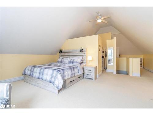 62 Fletcher Crescent, Alliston, ON - Indoor Photo Showing Bedroom