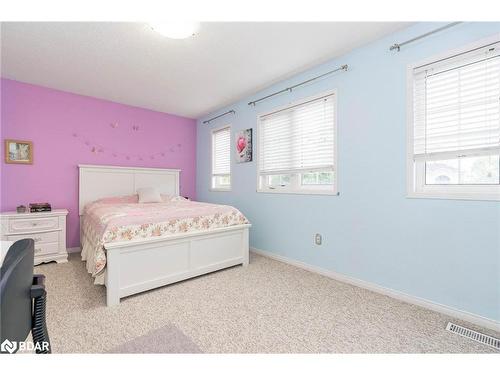 1448 Forest Street, Innisfil, ON - Indoor Photo Showing Bedroom