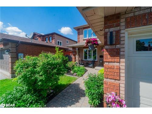 86 Arthur Avenue, Barrie, ON - Indoor Photo Showing Laundry Room