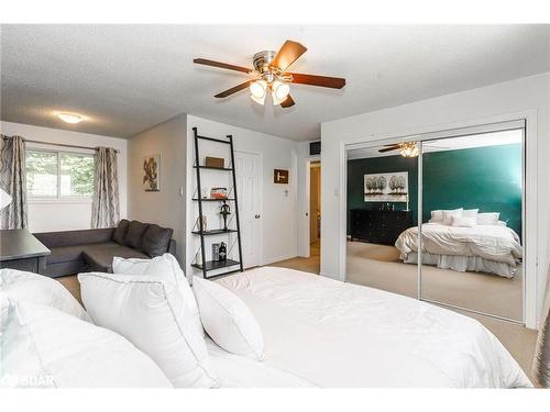 65 Dancy Drive, Orillia, ON - Indoor Photo Showing Bedroom