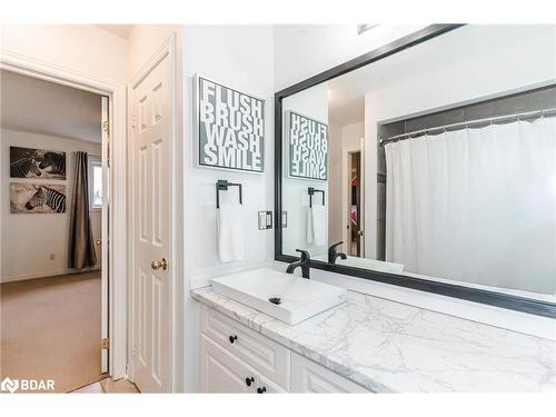 65 Dancy Drive, Orillia, ON - Indoor Photo Showing Bathroom