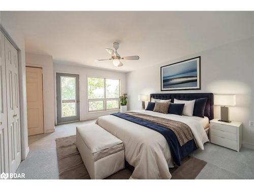 474 Big Bay Point Road, Innisfil, ON - Indoor Photo Showing Bedroom
