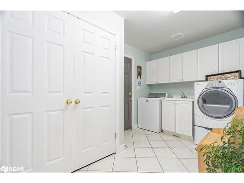 2320 7Th Line, Innisfil, ON - Indoor Photo Showing Laundry Room