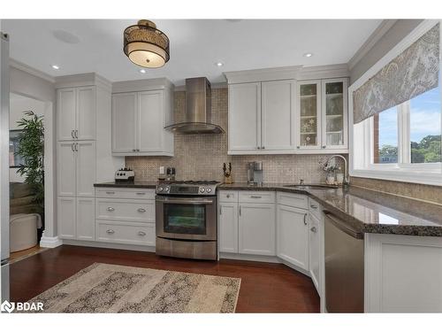 11 Frontier Avenue, Orillia, ON - Indoor Photo Showing Kitchen