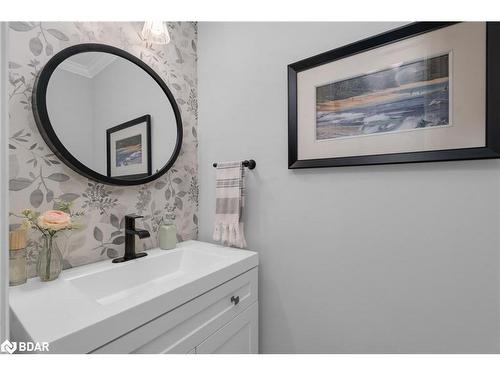 11 Frontier Avenue, Orillia, ON - Indoor Photo Showing Bathroom