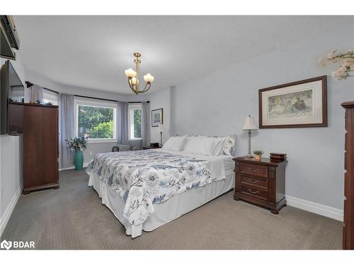 11 Frontier Avenue, Orillia, ON - Indoor Photo Showing Bedroom