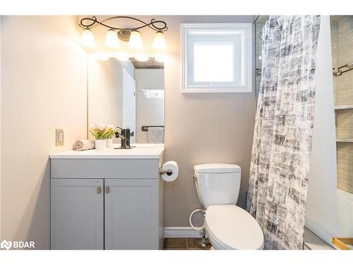 33 Donald Crescent, Wasaga Beach, ON - Indoor Photo Showing Bathroom