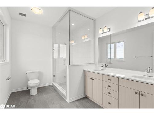 61 Suzuki Street, Barrie, ON - Indoor Photo Showing Bathroom